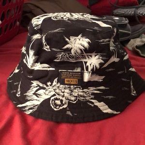 Bucket Hat 10Deep Black/Island Print